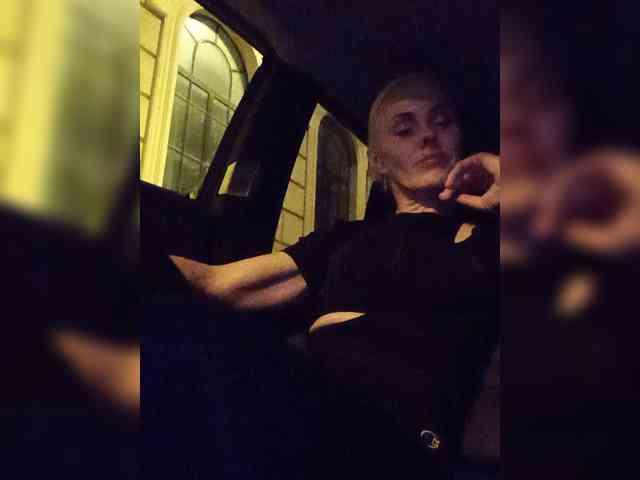 Mazalane live female cam on bongacams