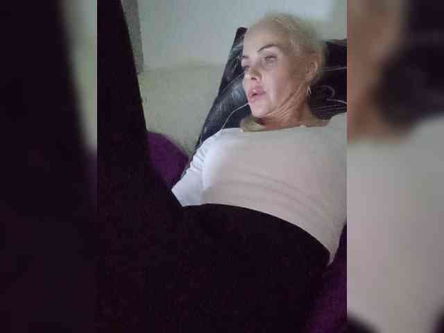 Mazalane Live Webcam on BongaCams