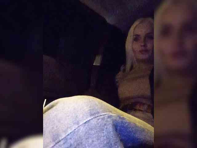 Mazalane live female cam on bongacams