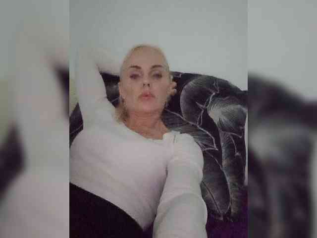 Mazalane Live Webcam on BongaCams