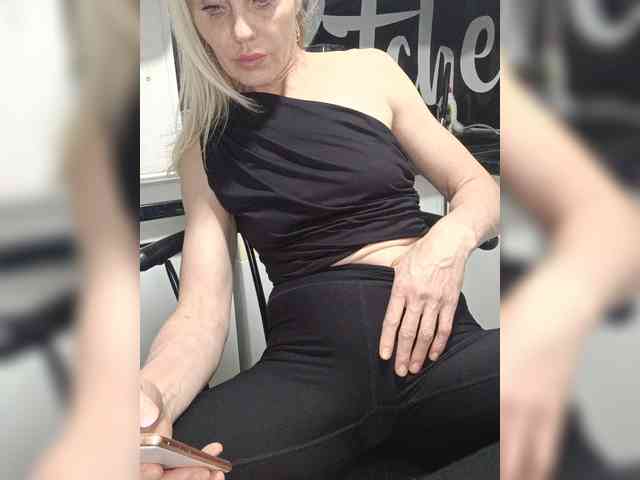 Model: Mazalane