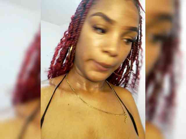 Nefertari-Smith webcam