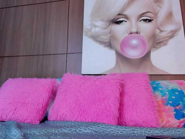 ElsaStraus's BongaCams show and profile