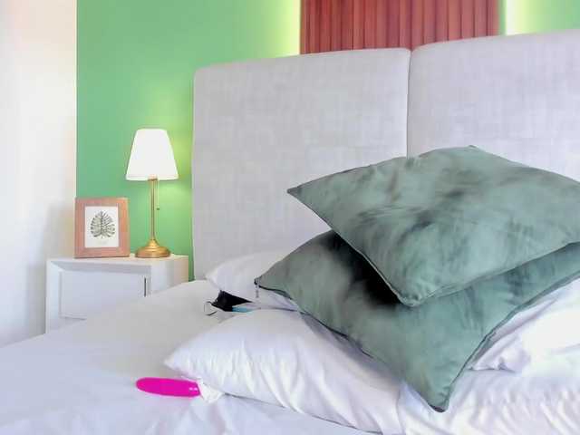 Victoria-Bailey live cam on BongaCams