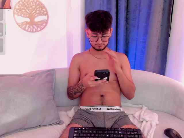 Dante-Rushh Sex Cam Show