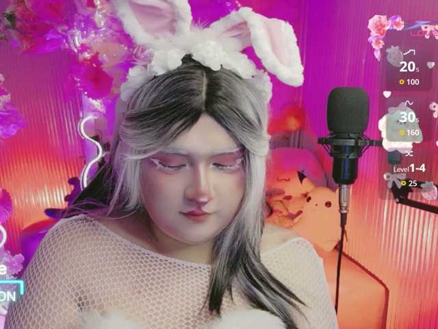 Live room thumbnail for sakura-tay