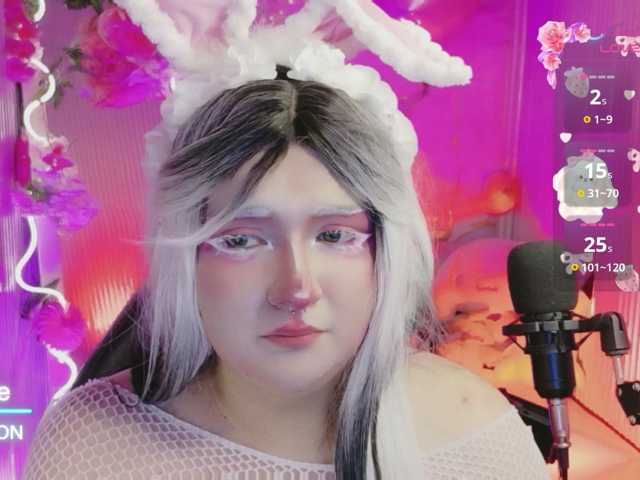 Live room thumbnail for sakura-tay