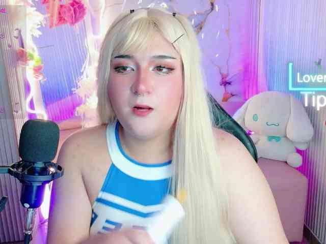 sakura-tay Live Webcam on BongaCams