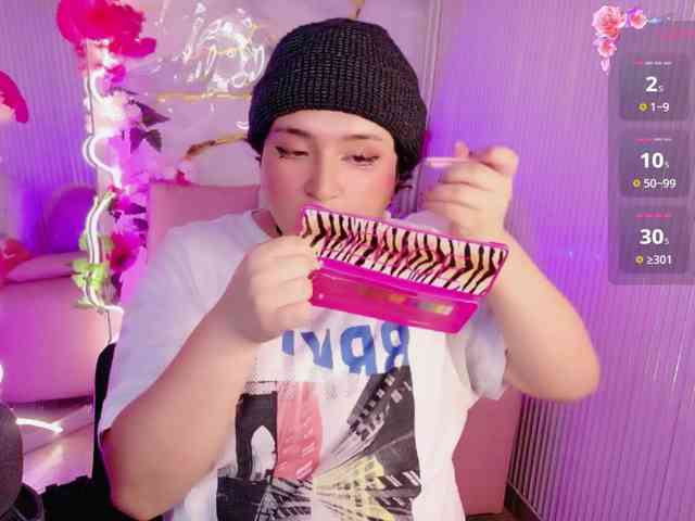 sakura-tay Sex Cam Show