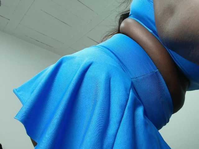 roosjasmin's BongaCams show and profile