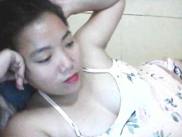 asianbigtits09 webcam