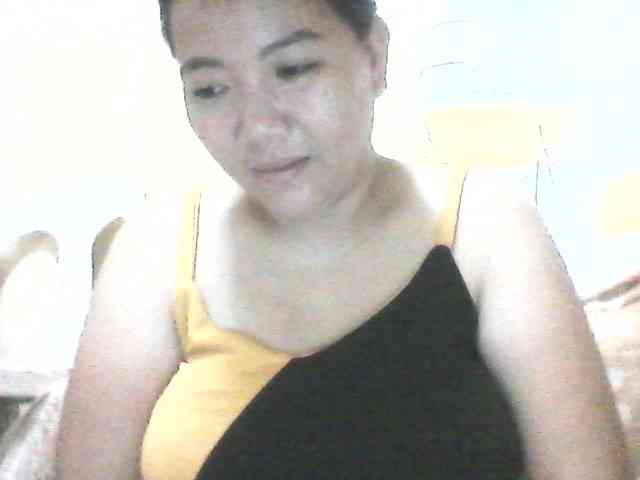 asianbigtits09 webcam