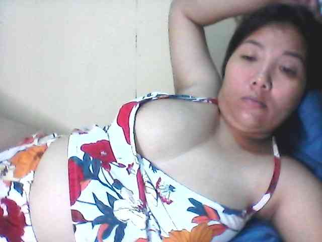 asianbigtits09 webcam