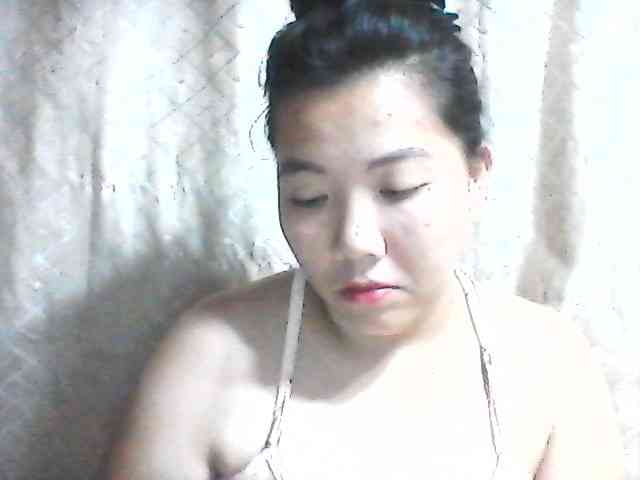 asianbigtits09 webcam