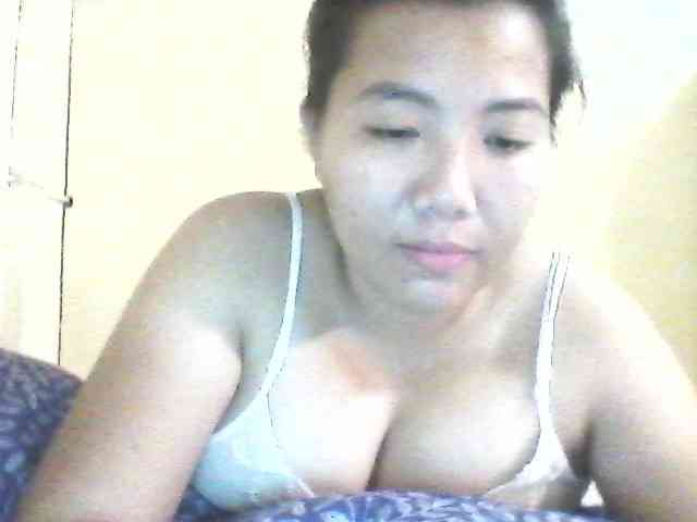 asianbigtits09 webcam