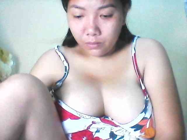asianbigtits09 webcam