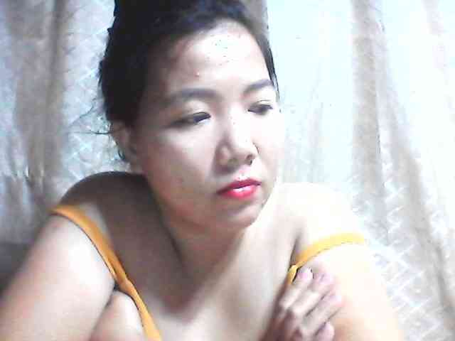 asianbigtits09 webcam