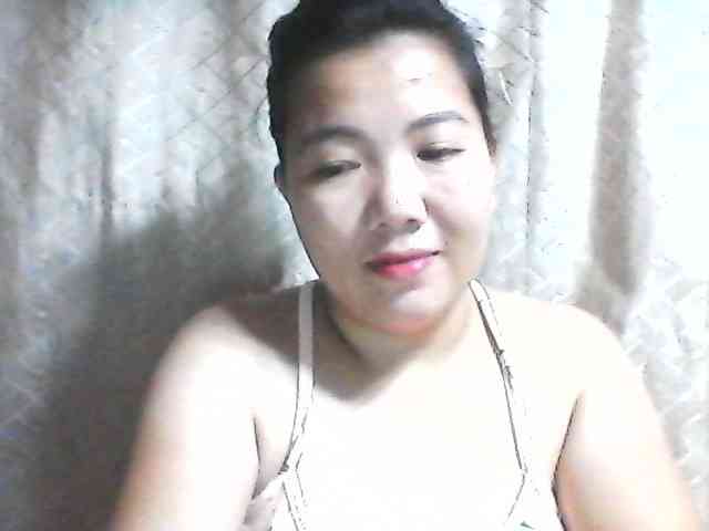 asianbigtits09 webcam