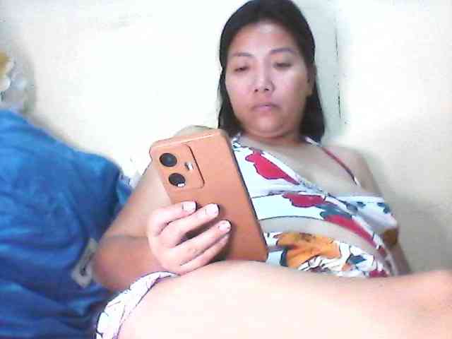 asianbigtits09 webcam