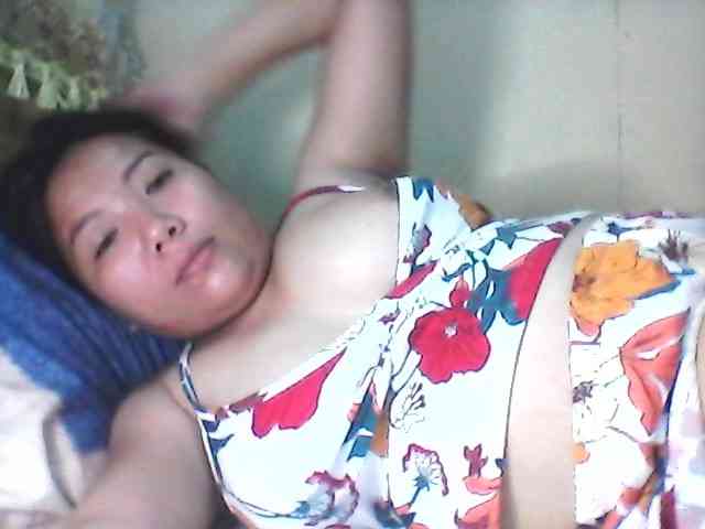 asianbigtits09 webcam