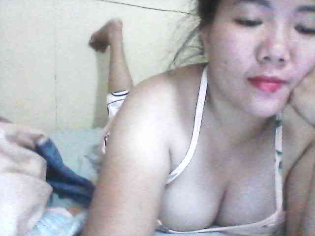 asianbigtits09 webcam