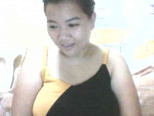 asianbigtits09 webcam