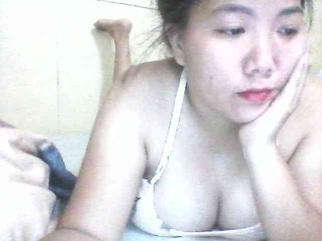 asianbigtits09 webcam