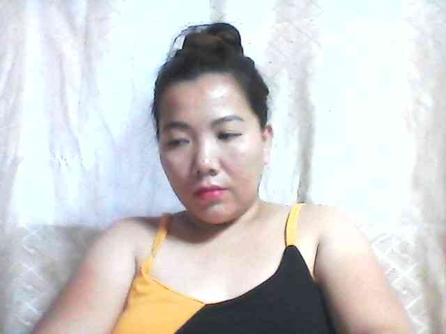 asianbigtits09 webcam