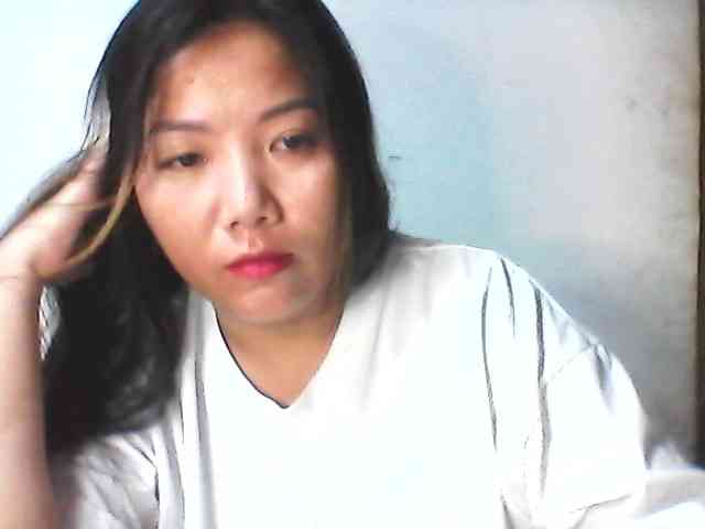 asianbigtits09 webcam