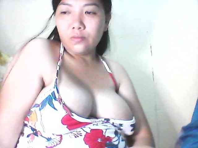 asianbigtits09 webcam