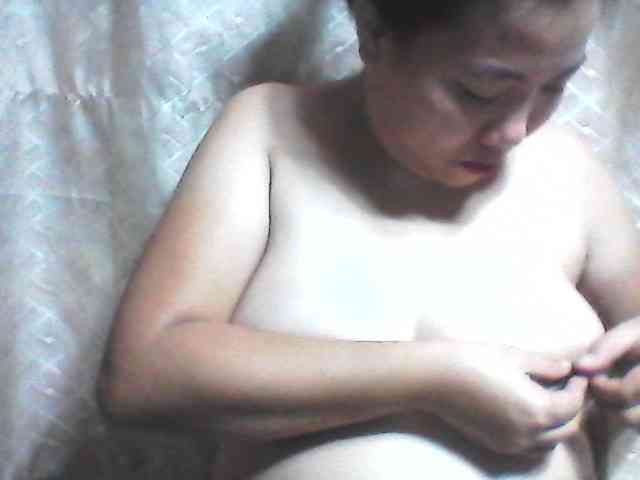 asianbigtits09 webcam