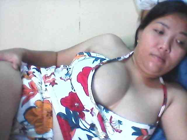 asianbigtits09 webcam