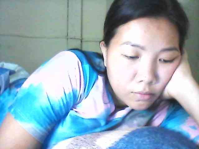 asianbigtits09 webcam