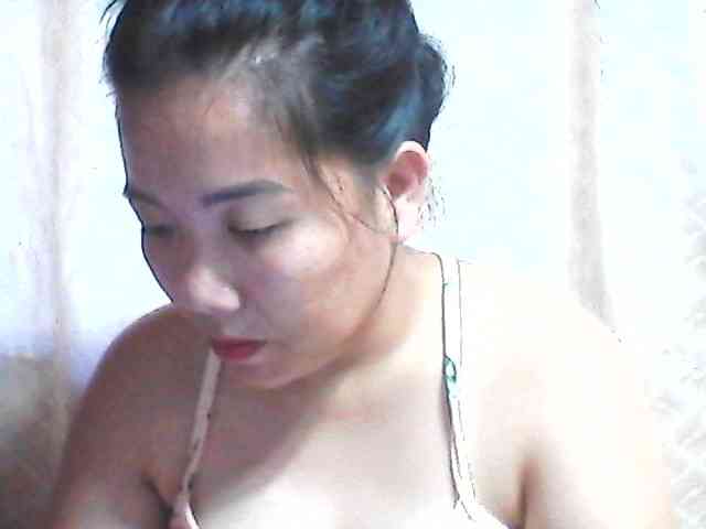 asianbigtits09 webcam