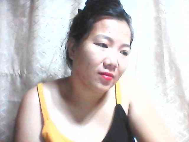 asianbigtits09 webcam