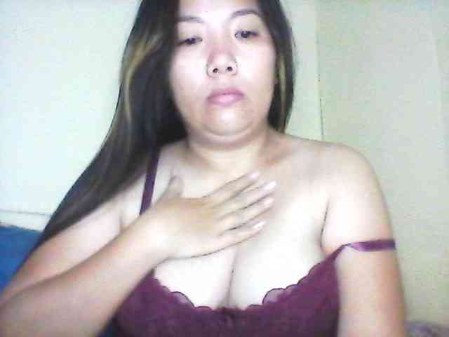 asianbigtits09 webcam