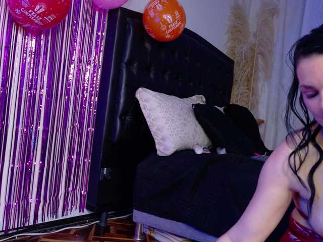 ScarletHiit live cam on BongaCams