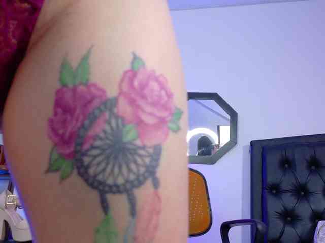 ScarletHiit webcam