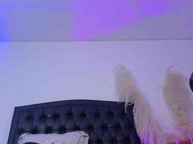 ScarletHiit webcam