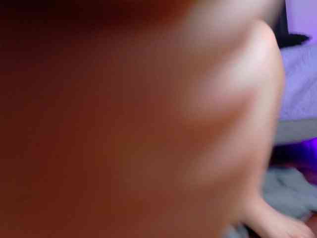ScarletHiit webcam