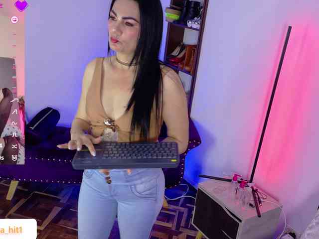 ScarletHiit webcam