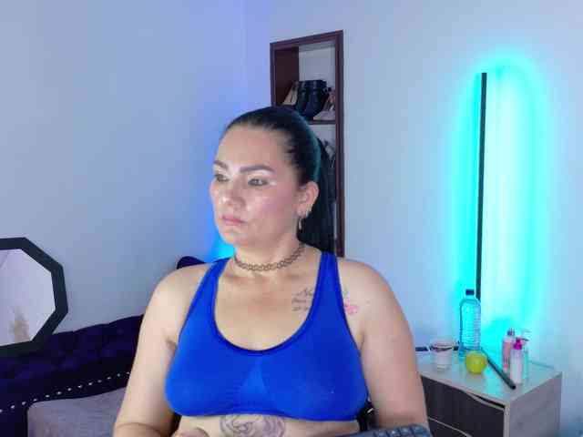 ScarletHiit webcam
