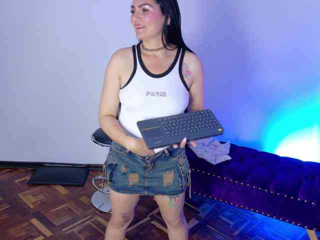 ScarletHiit webcam