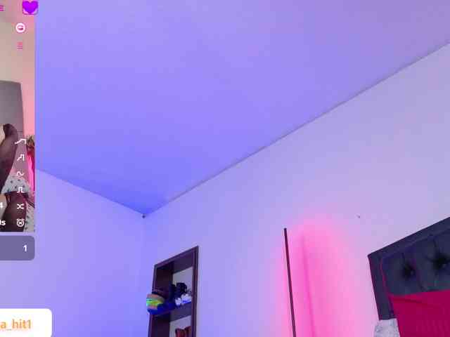 ScarletHiit webcam
