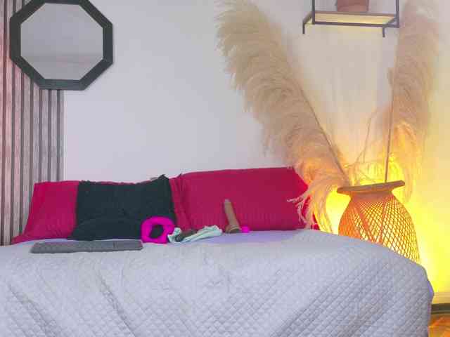 ScarletHiit webcam