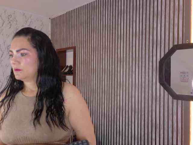 ScarletHiit webcam