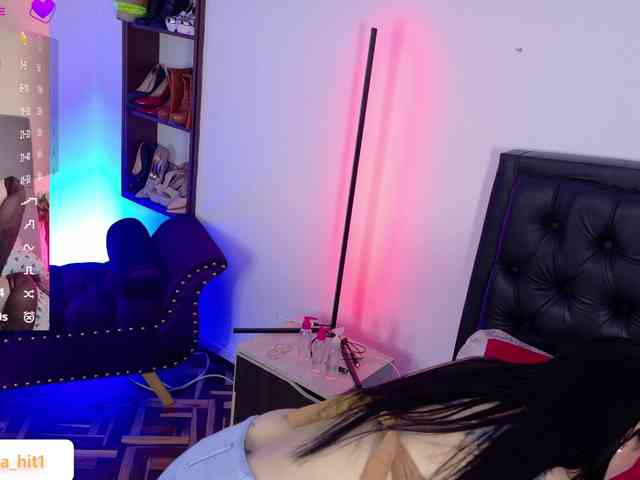 ScarletHiit webcam