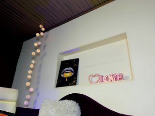 Mariia-Paulaa Porn Show