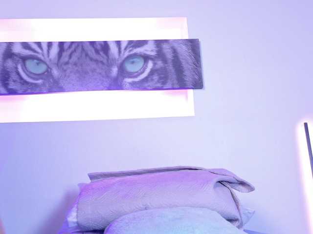 Mariia-Paulaa live cam on BongaCams
