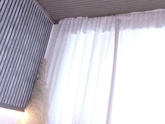 Mariia-Paulaa live cam on BongaCams